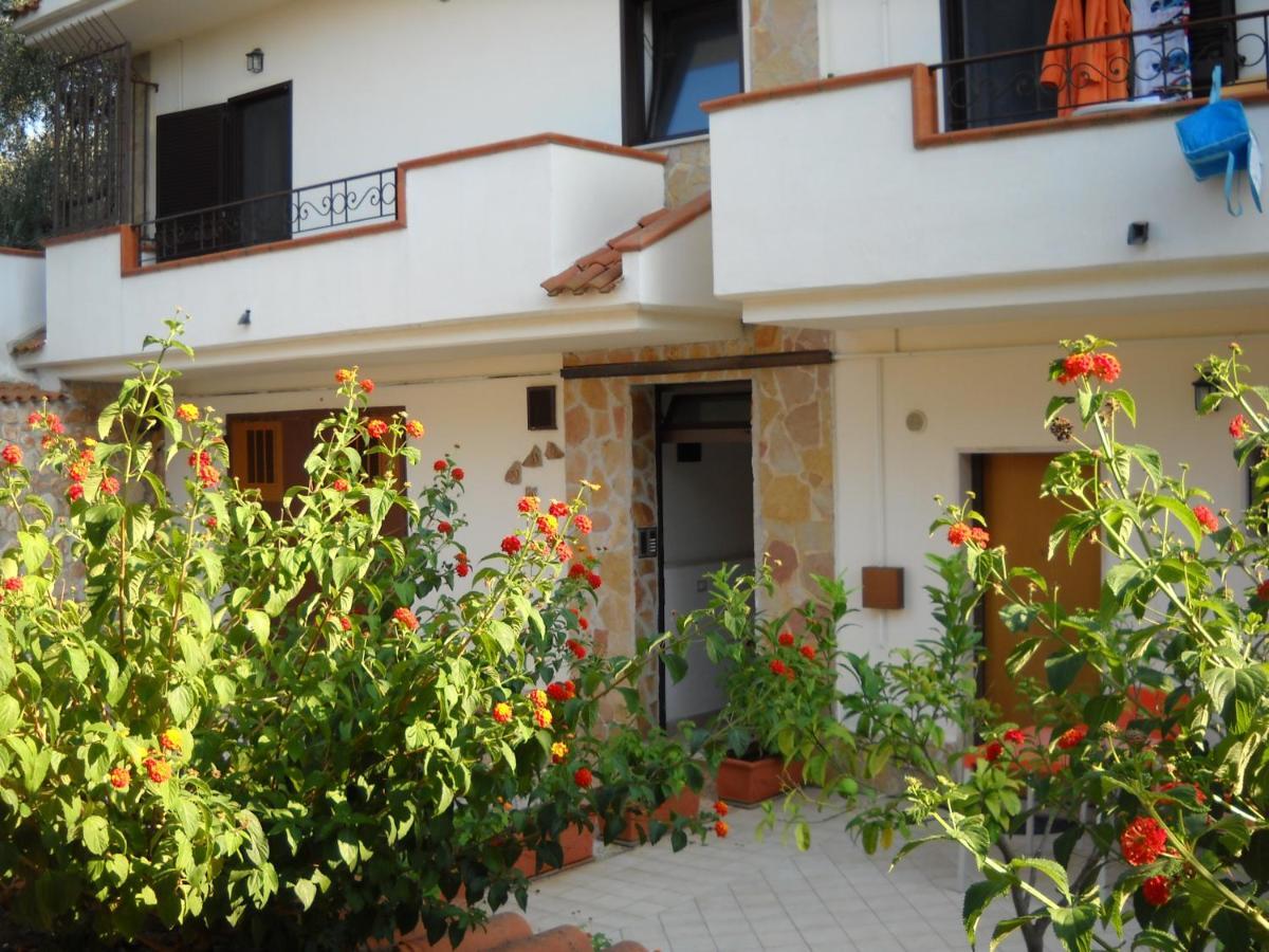 Zagare Residence Rodi Garganico Exterior photo
